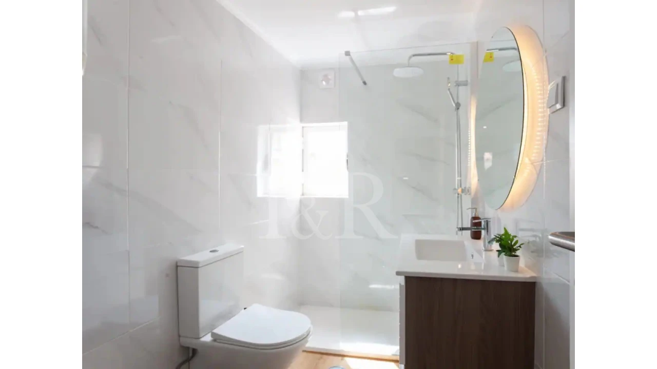 Apartamento T2 para Venda em Santa Maria Maior Foto 12