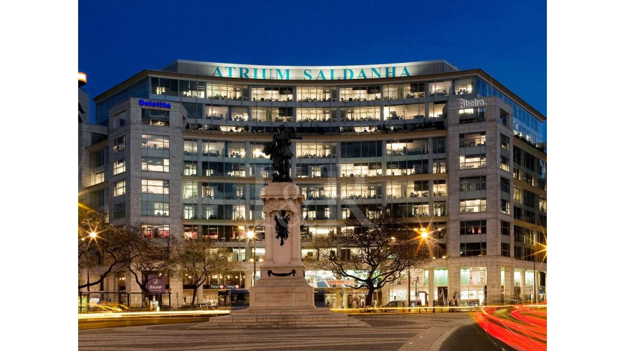 Prédio para Venda em Arroios Foto 25