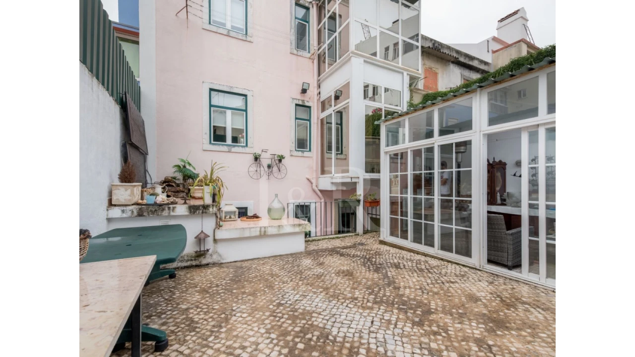Prédio para Venda em Arroios Foto 22