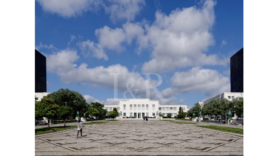 Prédio para Venda em Arroios Foto 24