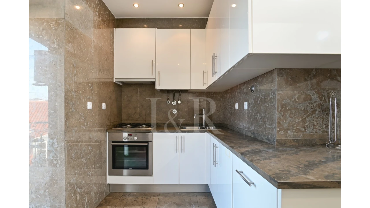 Apartamento T2 para Venda em Misericórdia Foto 10