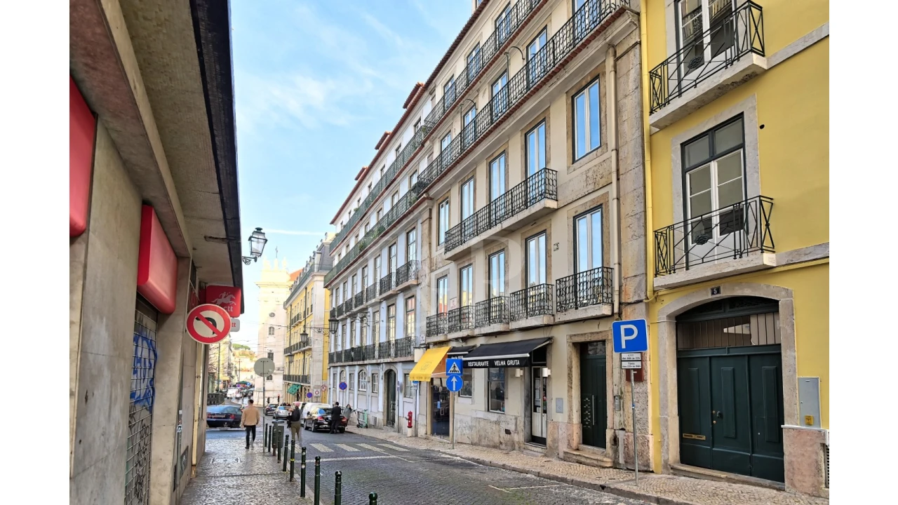 Apartamento T2 para Venda em Misericórdia Foto 22