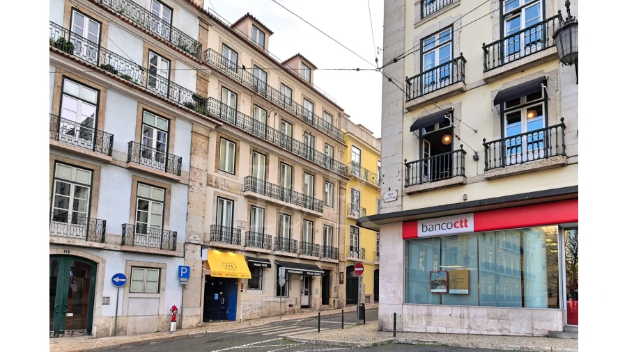 Apartamento T2 para Venda em Misericórdia Foto 21