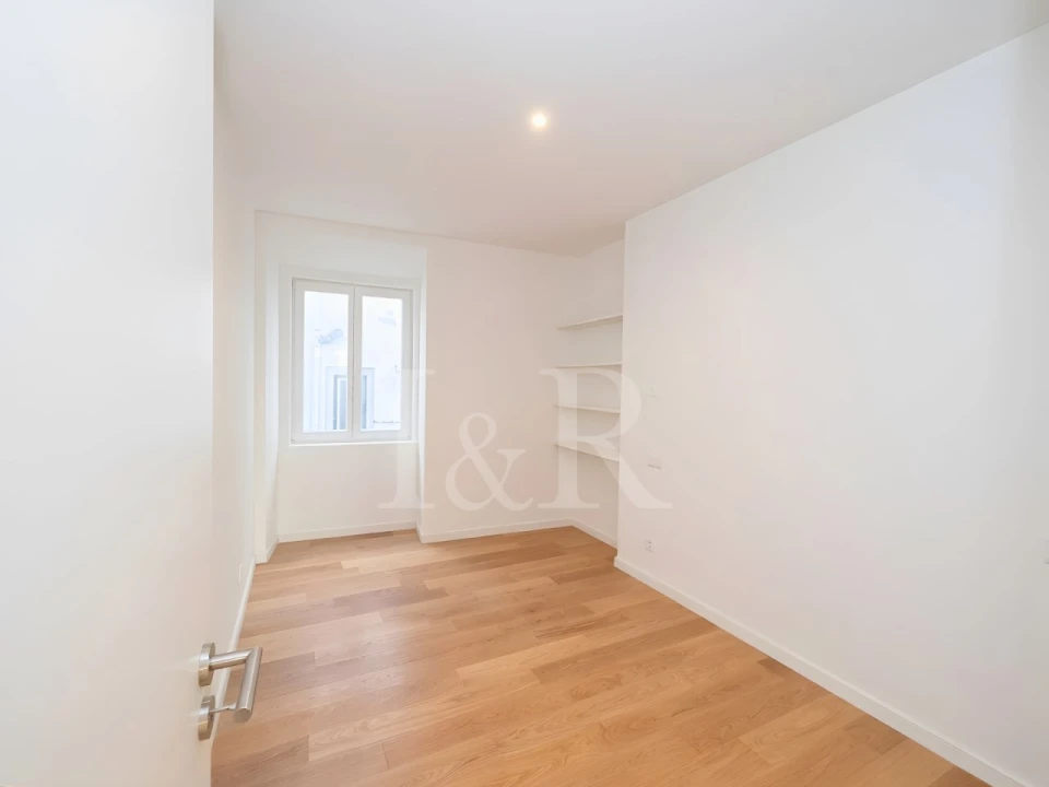 Apartamento T2 para Venda em Misericórdia Foto 14