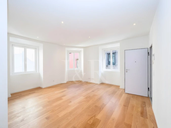 Apartamento T2 para Venda em Misericórdia Foto 2
