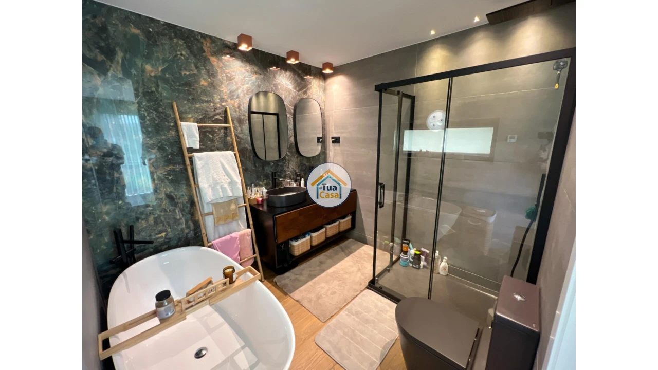 Moradia T3 para Venda em Agrela Foto 75