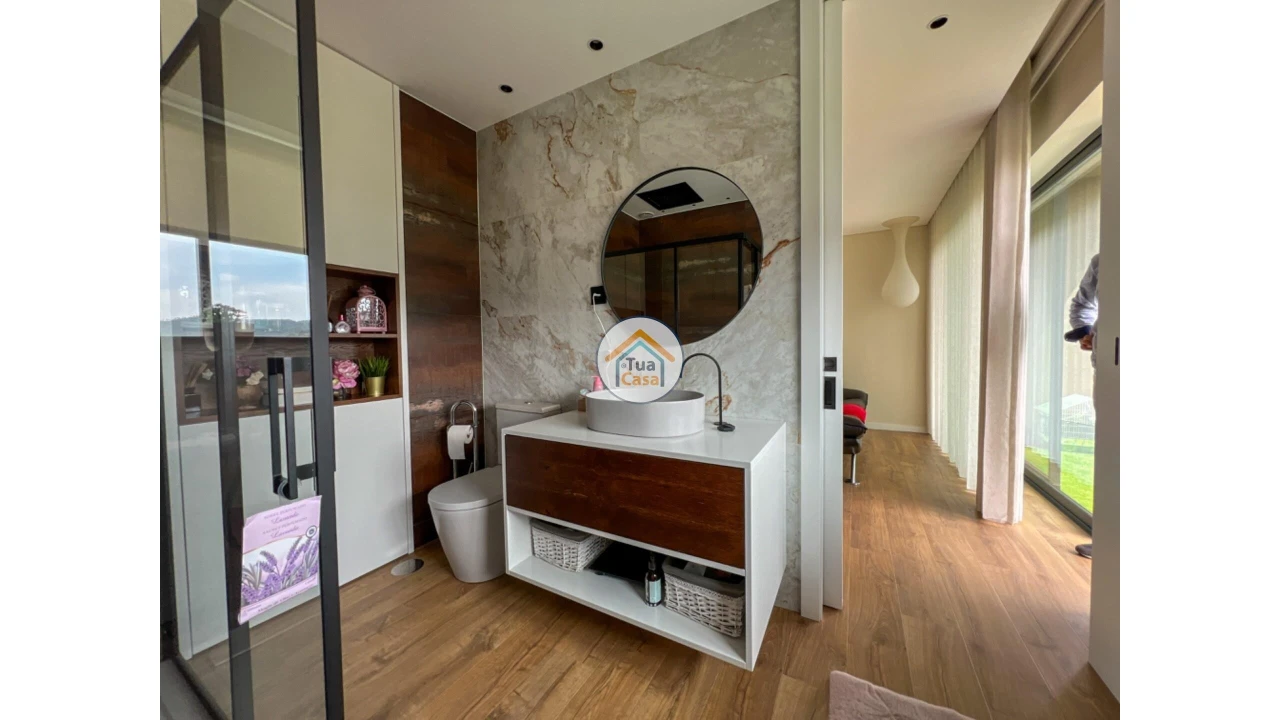 Moradia T3 para Venda em Agrela Foto 85