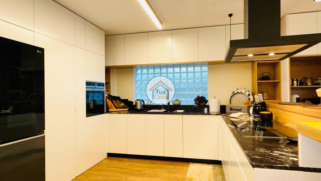 Moradia T3 para Venda em Agrela Foto 12