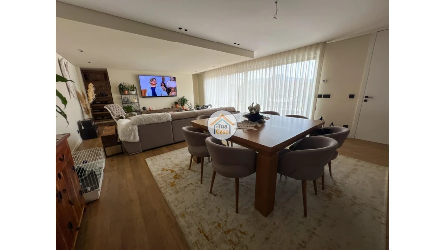 Moradia T3 para Venda em Agrela Foto 48