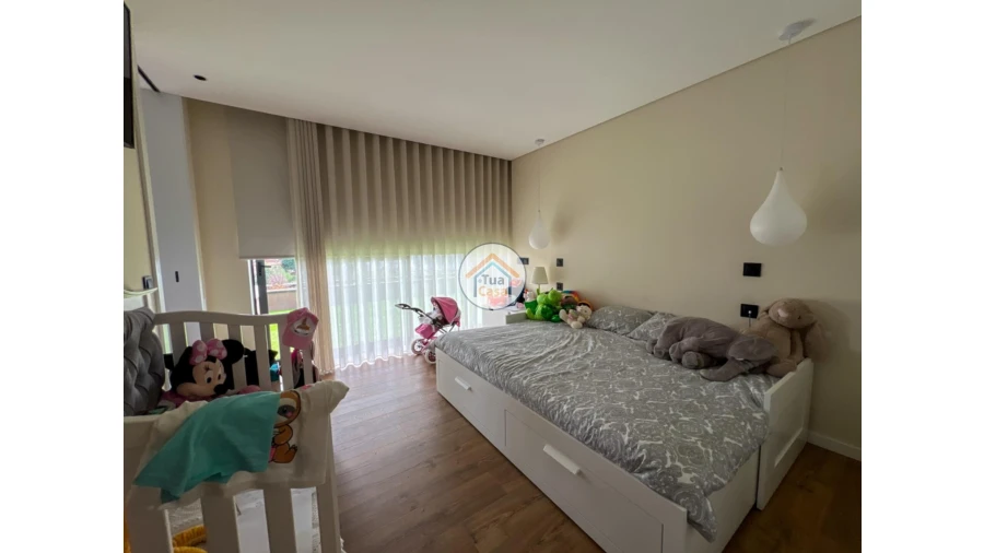 Moradia T3 para Venda em Agrela Foto 80