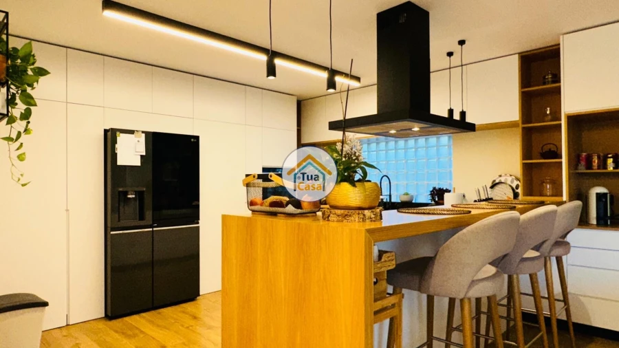 Moradia T3 para Venda em Agrela Foto 11