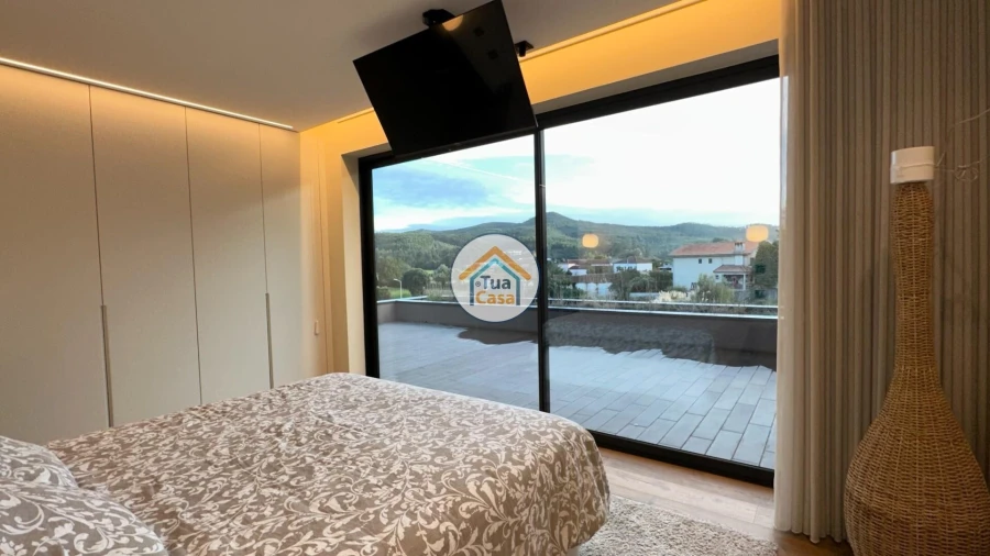 Moradia T3 para Venda em Agrela Foto 23