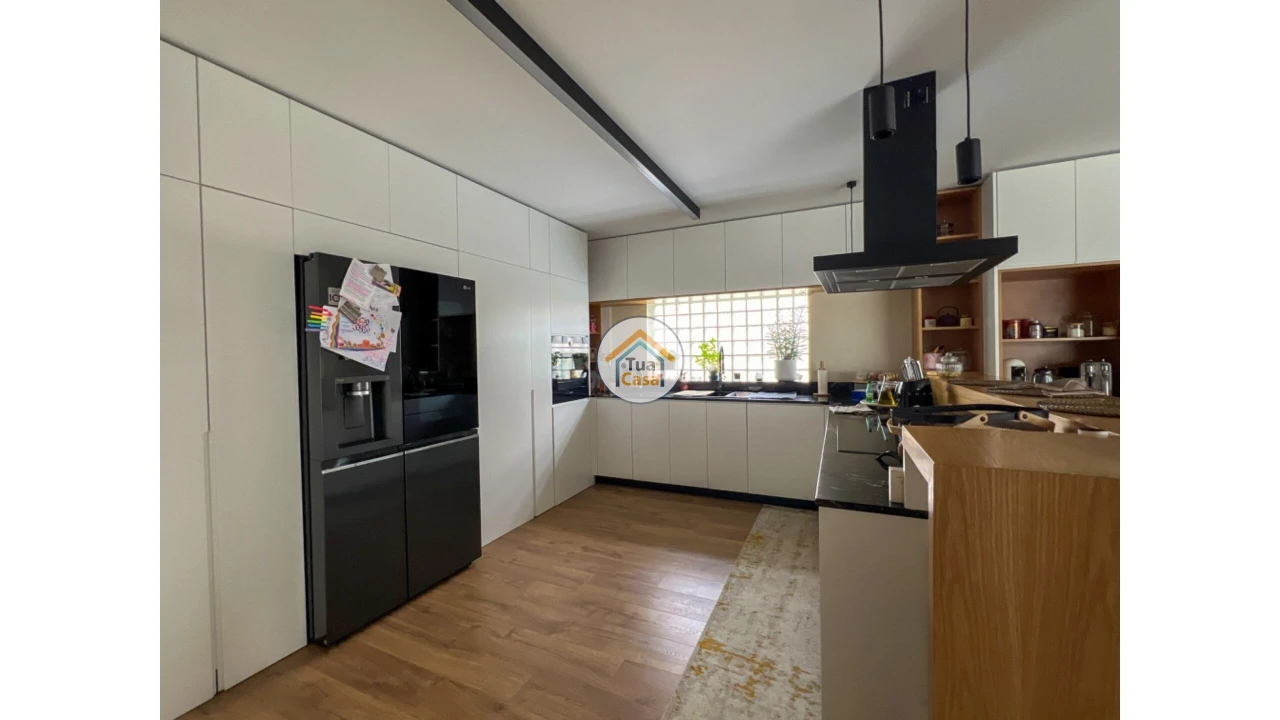 Moradia T3 para Venda em Agrela Foto 39