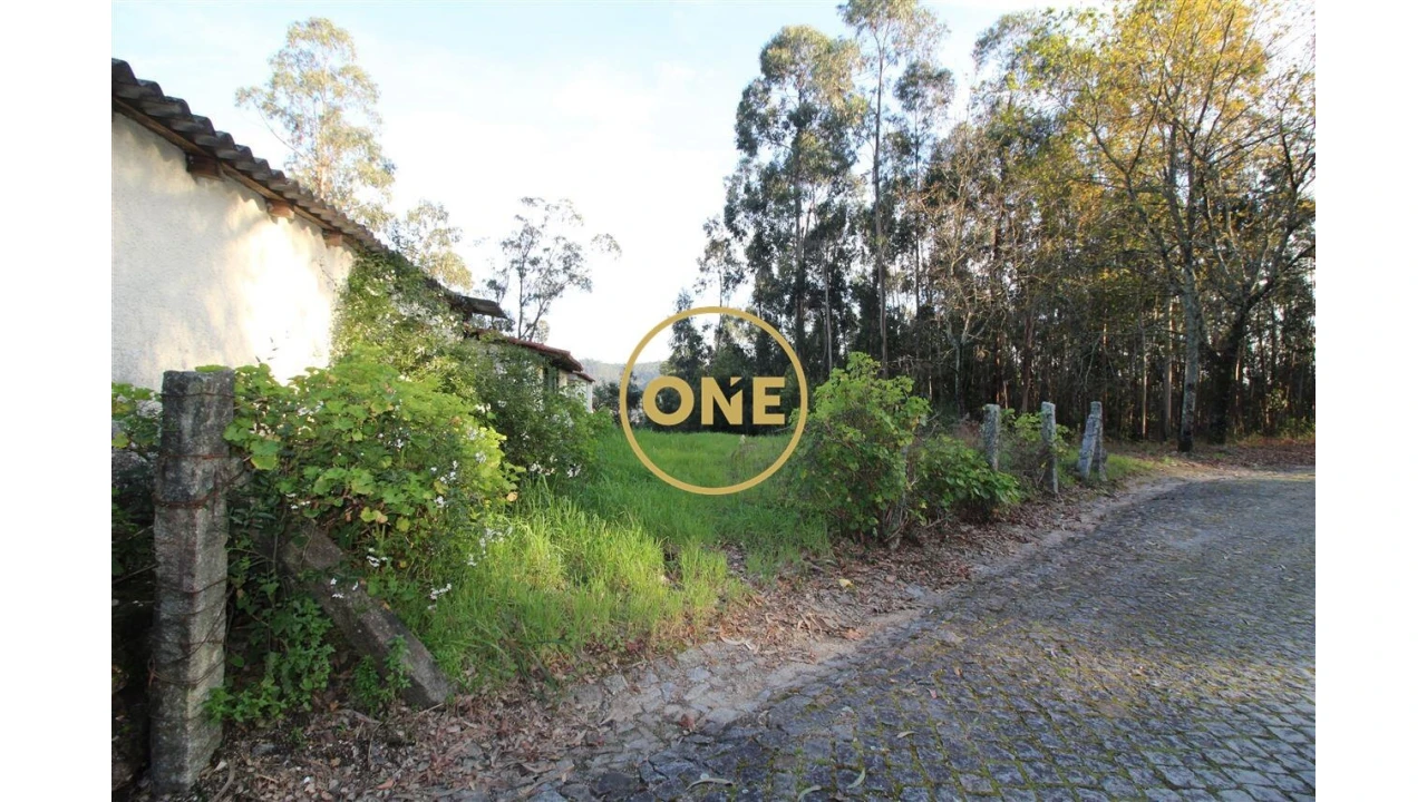 Terreno para Venda em Ruilhe Foto 2