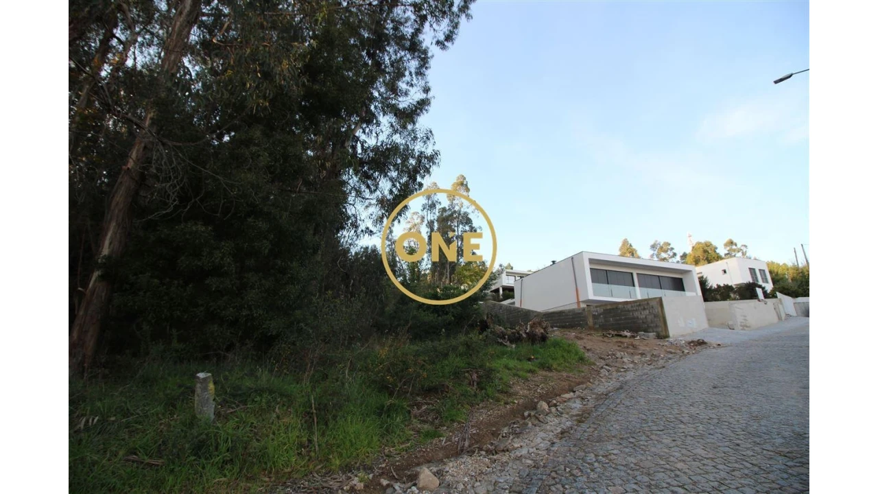 Terreno para Venda em Ruilhe Foto 3