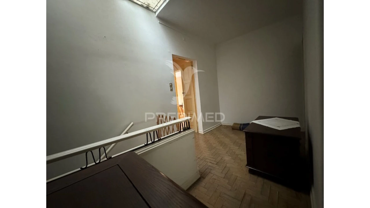 Moradia T8 para Venda em Ribeira de Nisa e Carreiras Foto 15