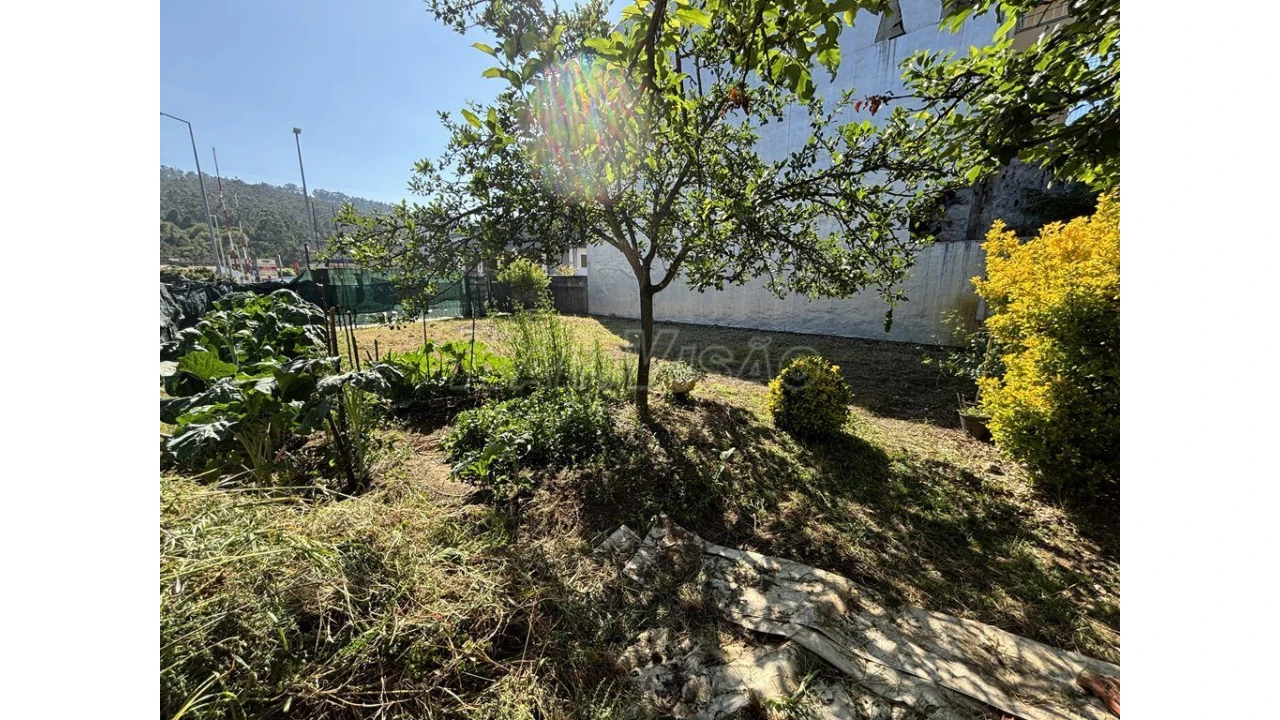 Terreno para Venda em Valongo Foto 6