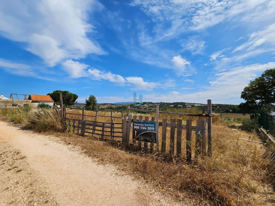 Terreno para Venda em Odiaxere Foto 2