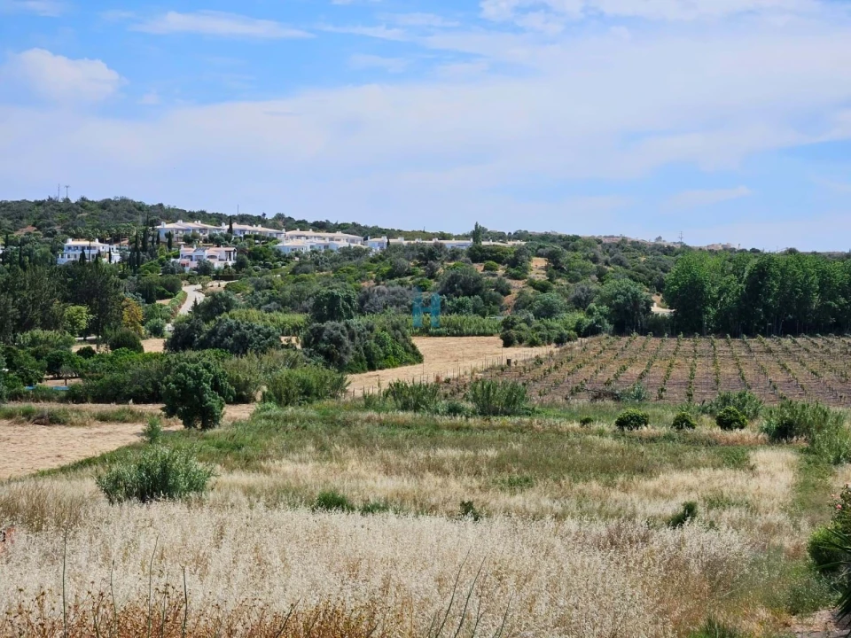 Terreno para Venda em Odiaxere Foto 1