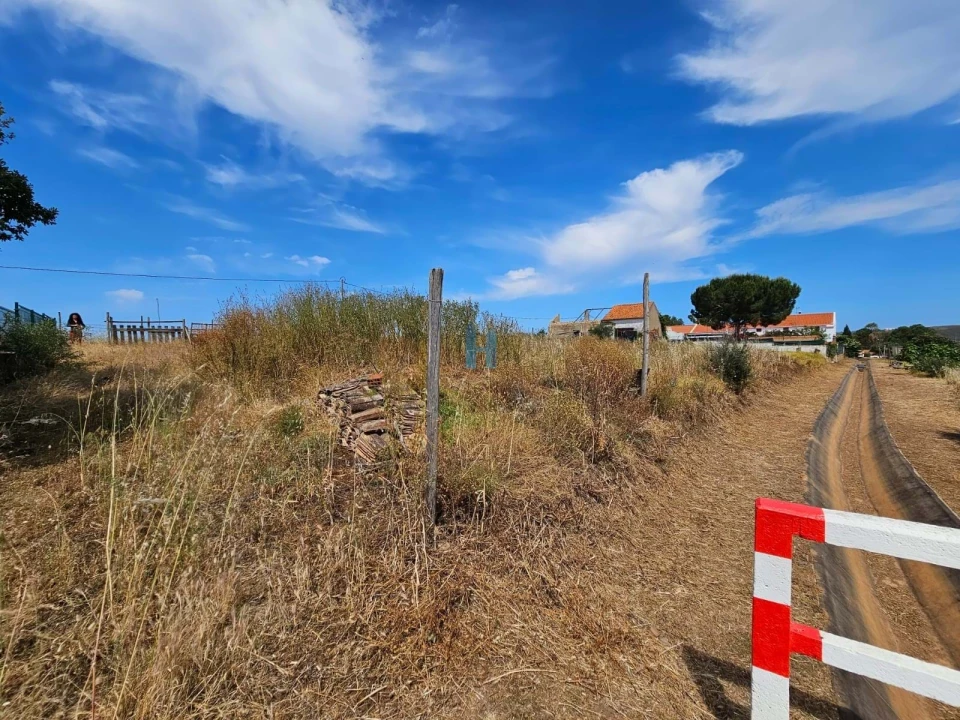 Terreno para Venda em Odiaxere Foto 8