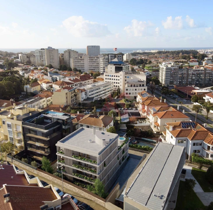 Apartamento T4 para Venda em Lordelo do Ouro e Massarelos Foto 11