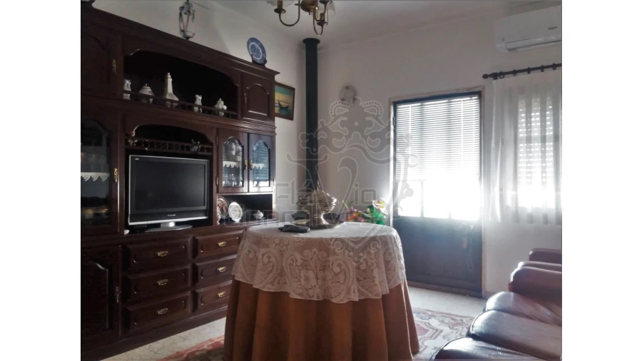 Moradia T3 para Venda em Gloria Foto 5