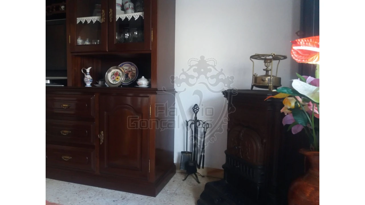 Moradia T3 para Venda em Gloria Foto 6