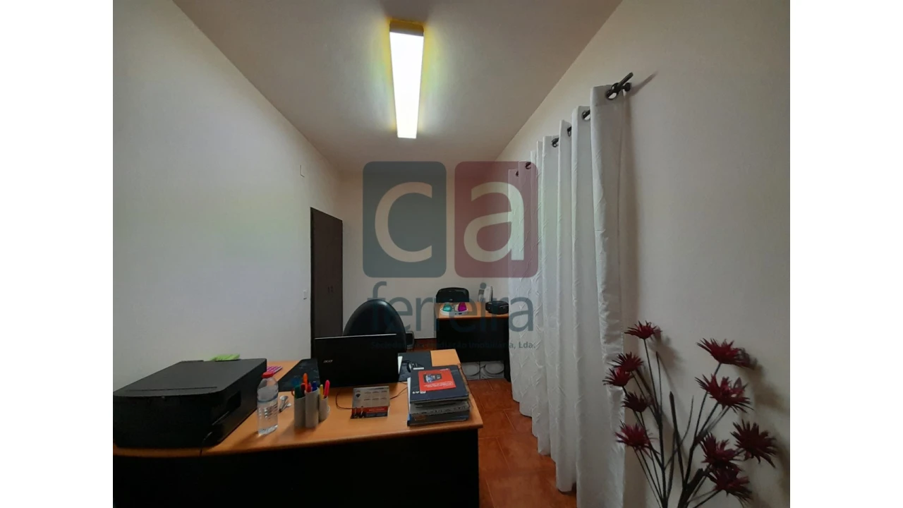 Moradia T4 para Venda em Almeirim Foto 10