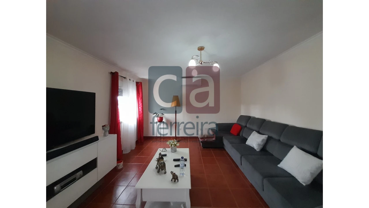Moradia T4 para Venda em Almeirim Foto 11