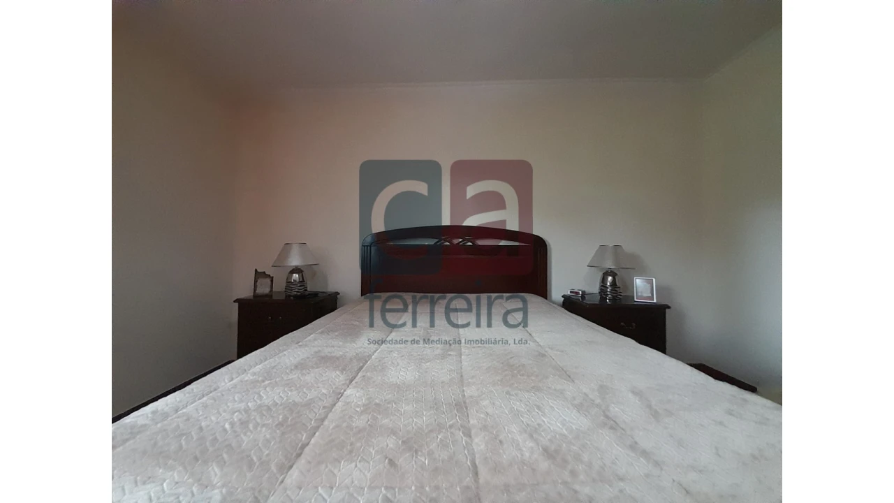 Moradia T4 para Venda em Almeirim Foto 22