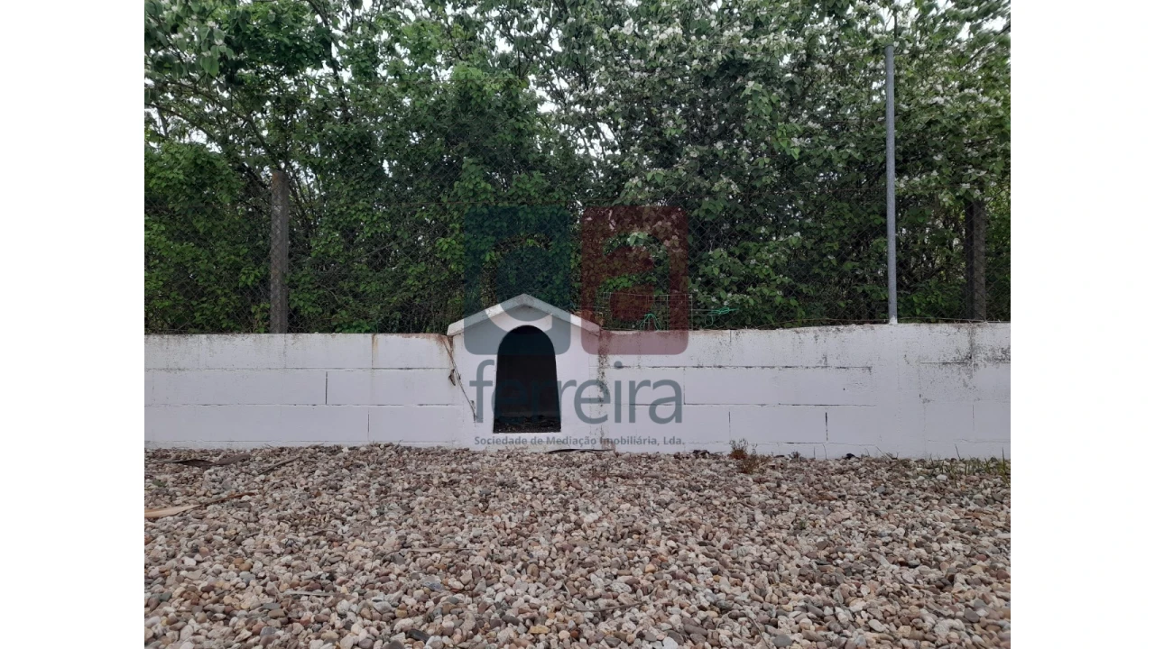 Moradia T4 para Venda em Almeirim Foto 36