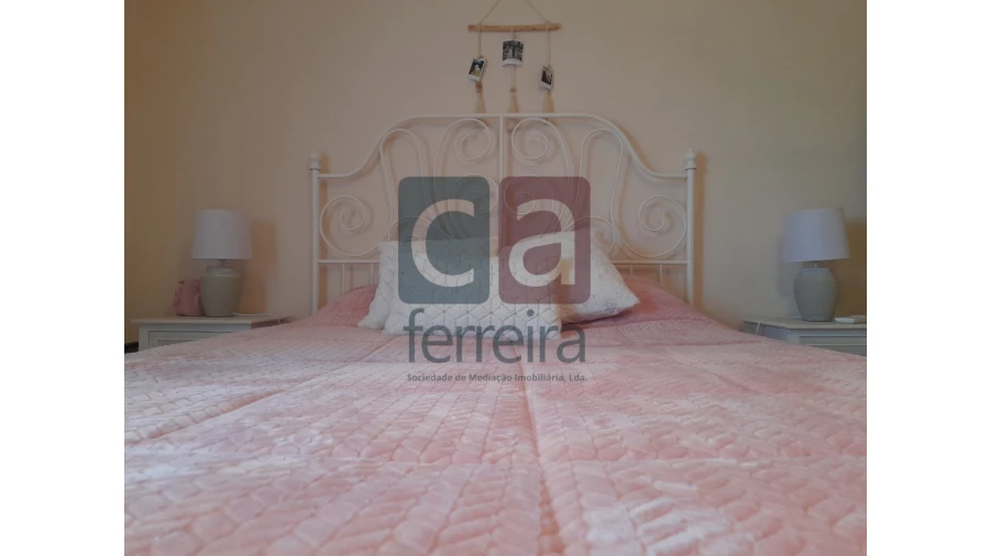 Moradia T4 para Venda em Almeirim Foto 28