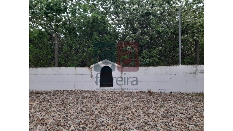 Moradia T4 para Venda em Almeirim Foto 36