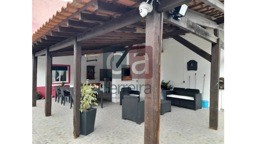 Moradia T4 para Venda em Almeirim Foto 38