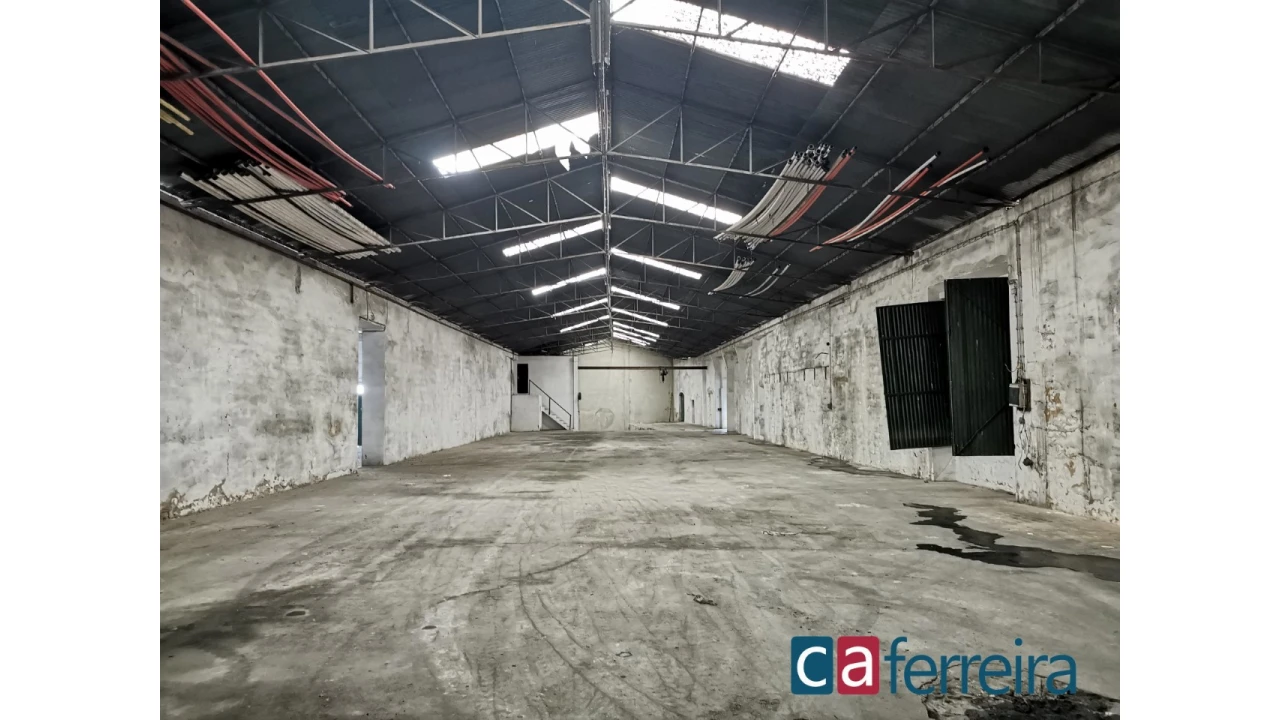 Armazém para Venda em Almeirim Foto 3