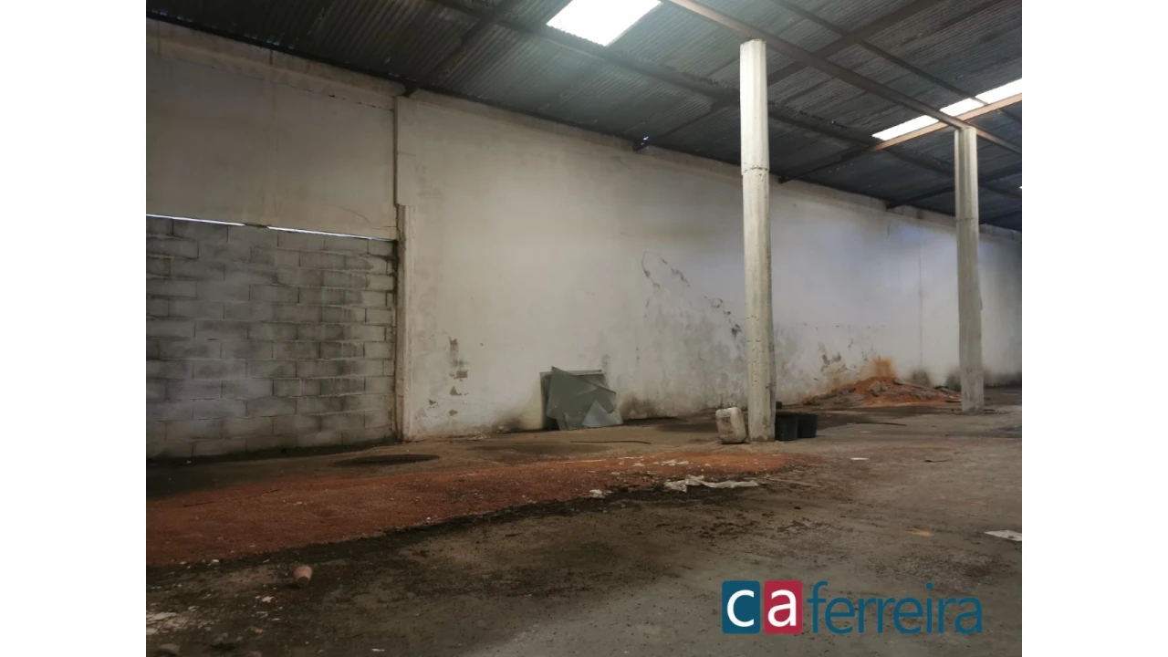 Armazém para Venda em Almeirim Foto 11