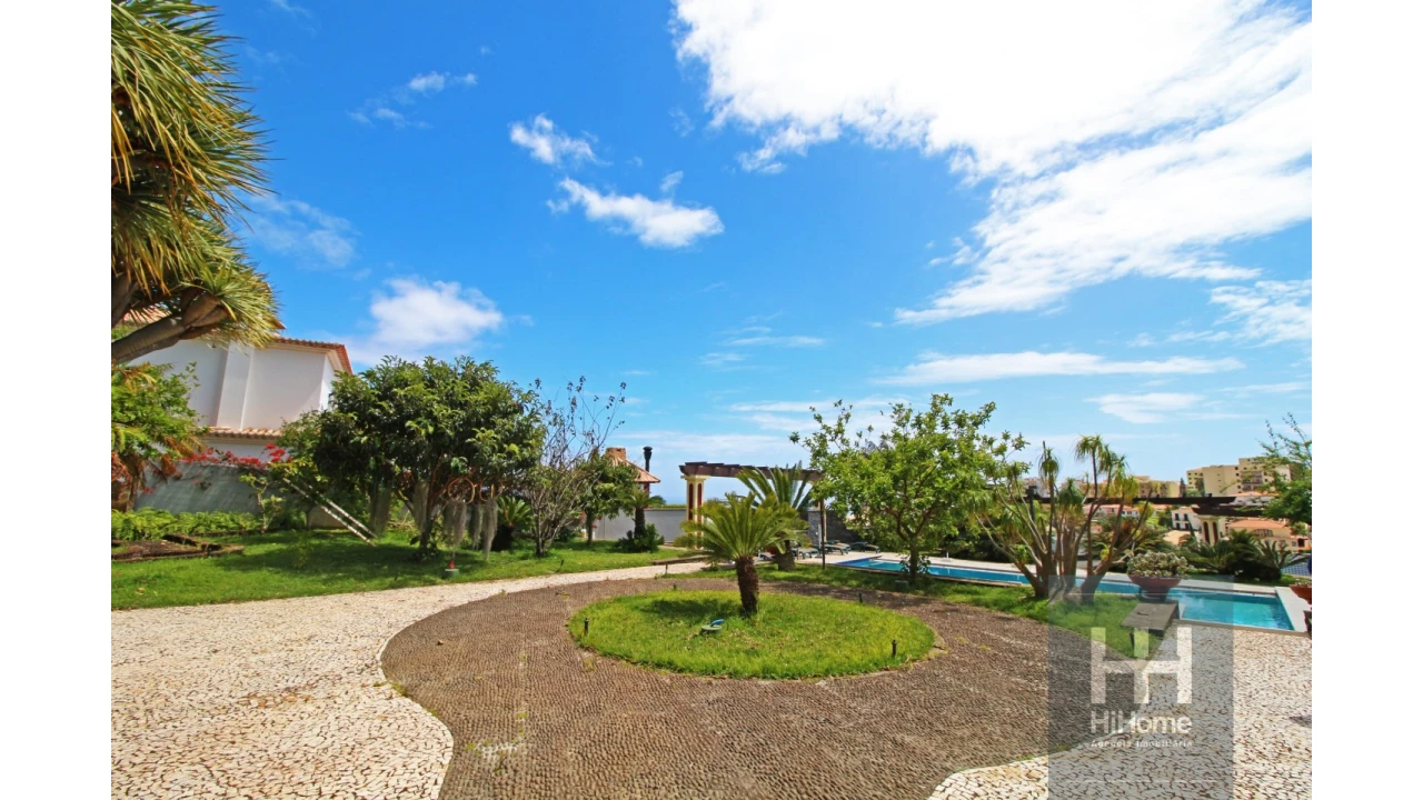 Moradia T6 para Venda em Santo Antonio Foto 17