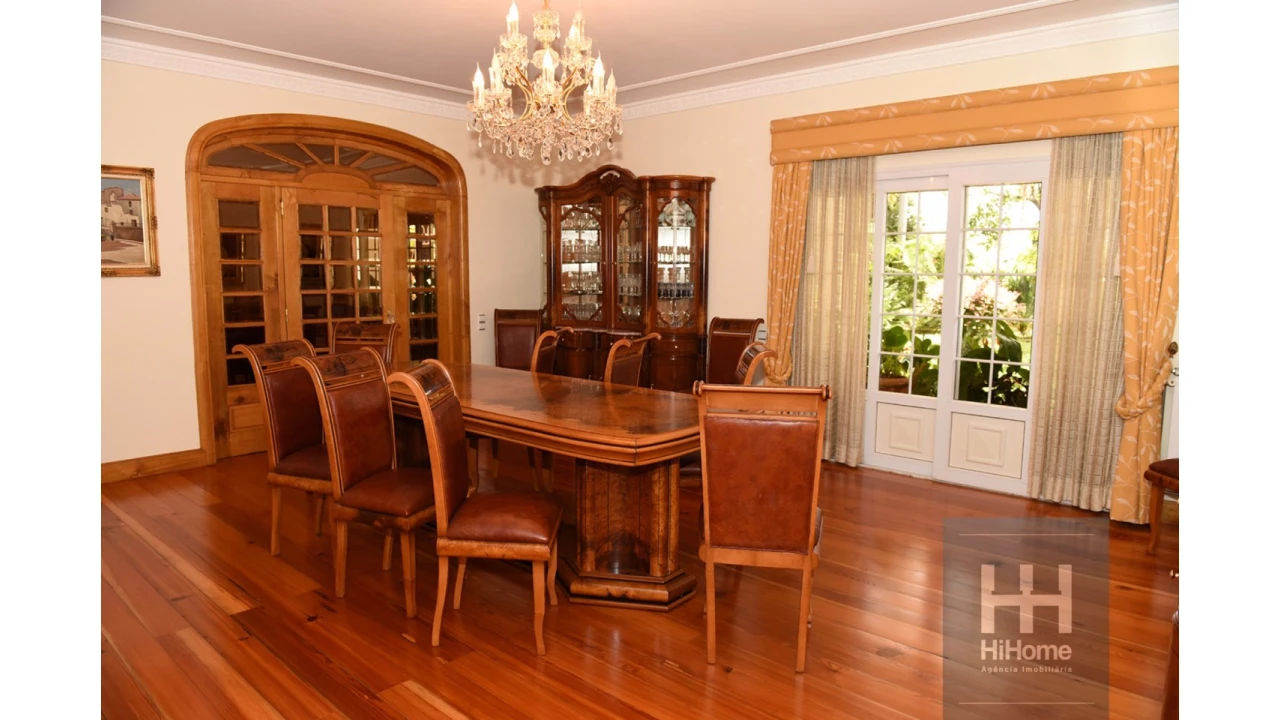 Moradia T6 para Venda em Santo Antonio Foto 30