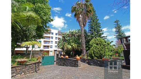 Moradia T6 para Venda em Santo Antonio