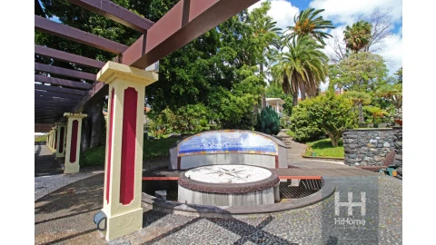 Moradia T6 para Venda em Santo Antonio