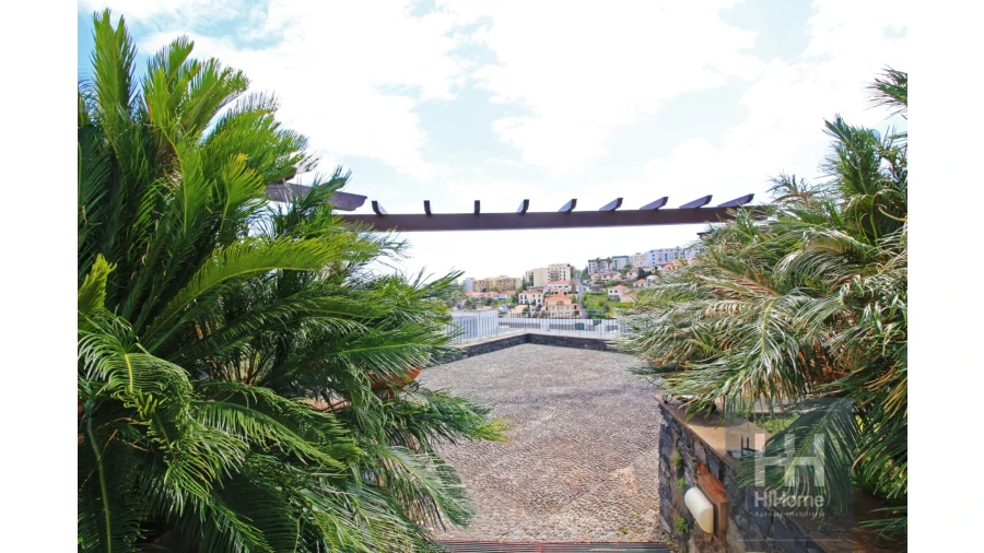 Moradia T6 para Venda em Santo Antonio Foto 21