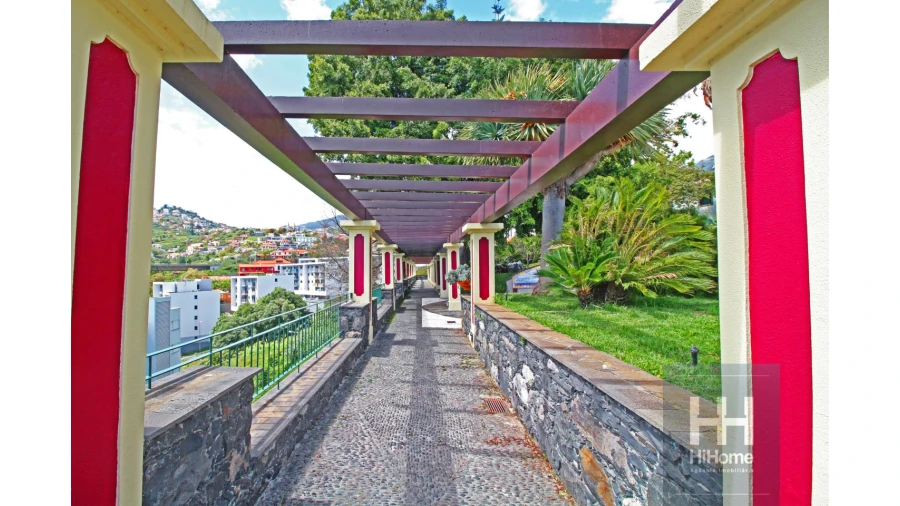 Moradia T6 para Venda em Santo Antonio Foto 23