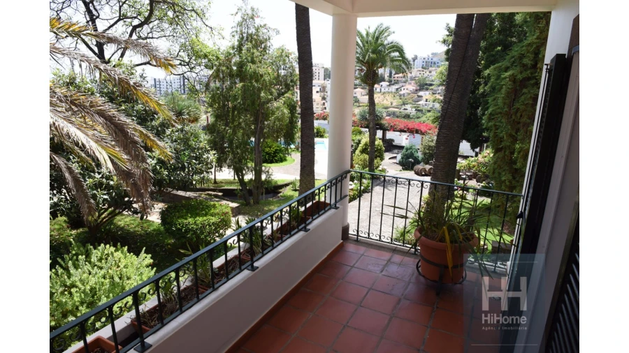 Moradia T6 para Venda em Santo Antonio Foto 36