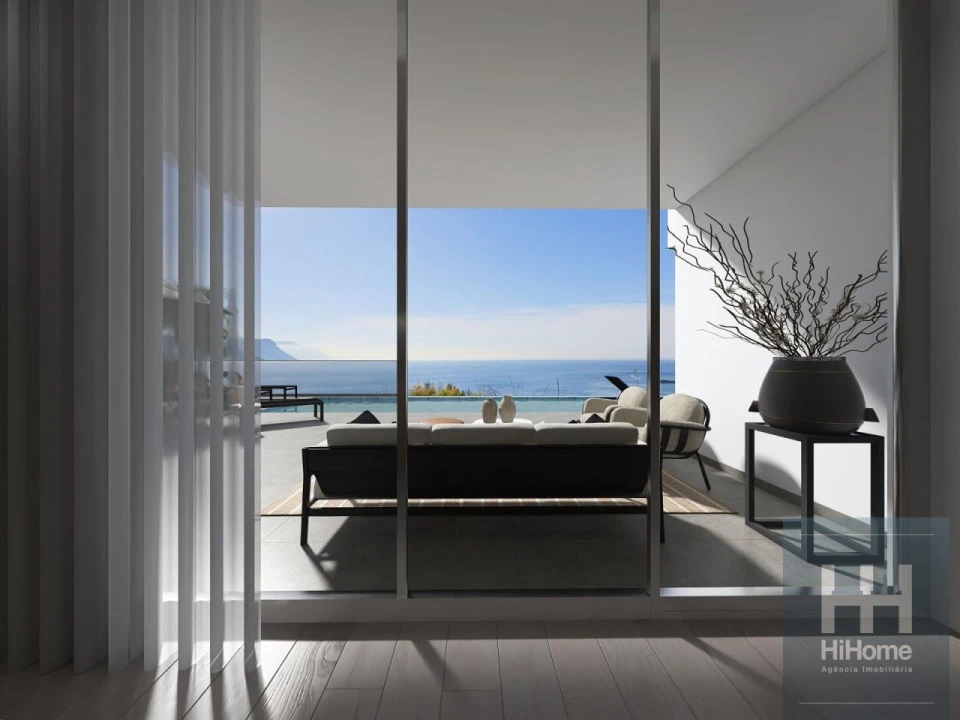 Moradia T4 para Venda em São Martinho Foto 3