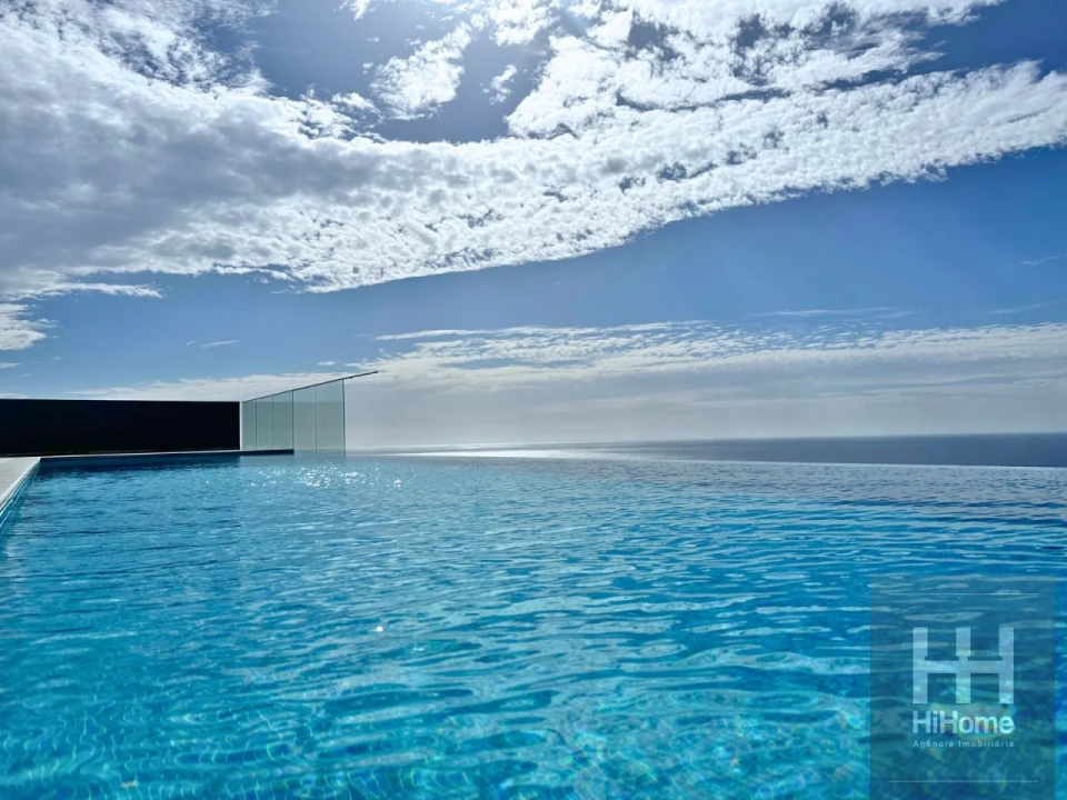 Moradia T4 para Venda em São Martinho Foto 6