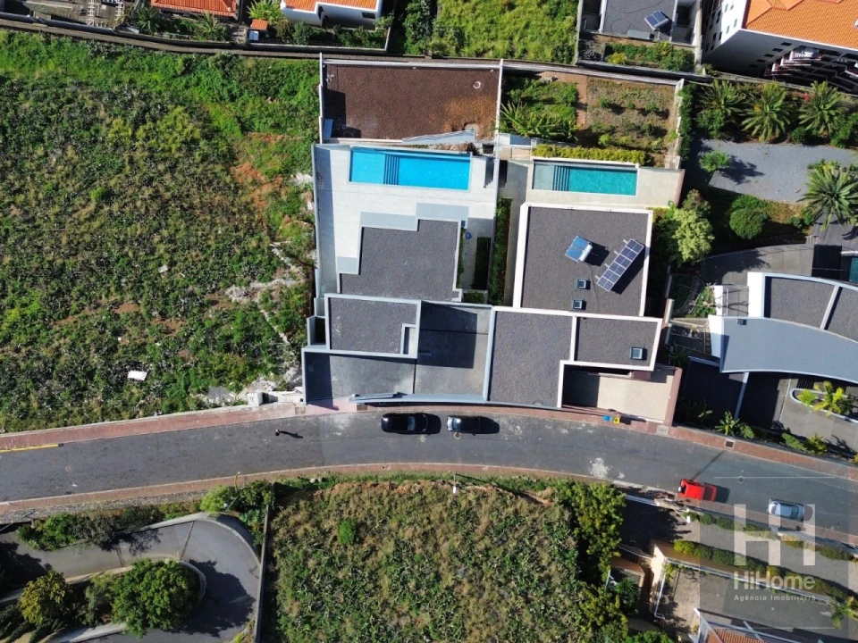 Moradia T4 para Venda em São Martinho Foto 11