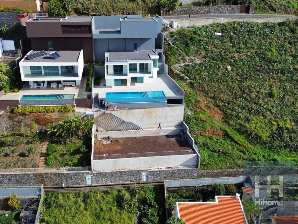 Moradia T4 para Venda em São Martinho Foto 14