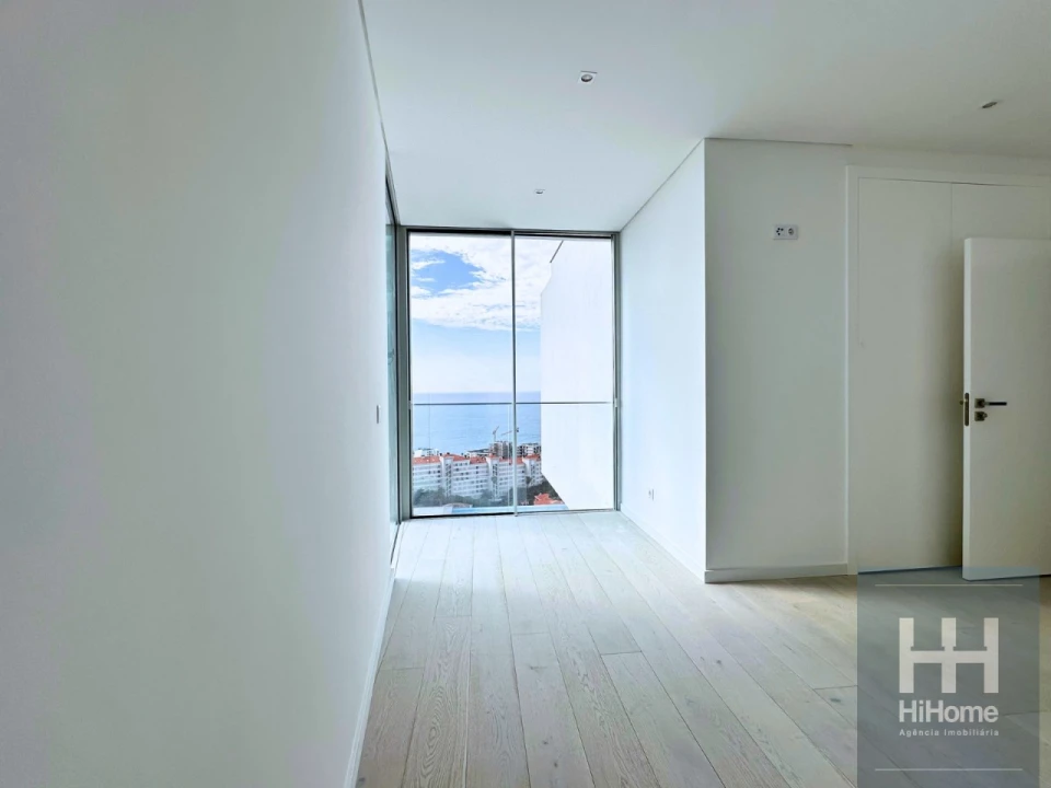 Moradia T4 para Venda em São Martinho Foto 26