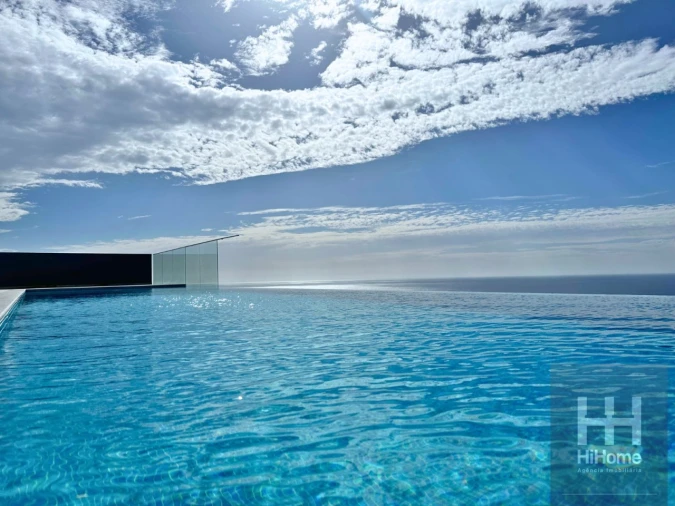 Moradia T4 para Venda em São Martinho Foto 6