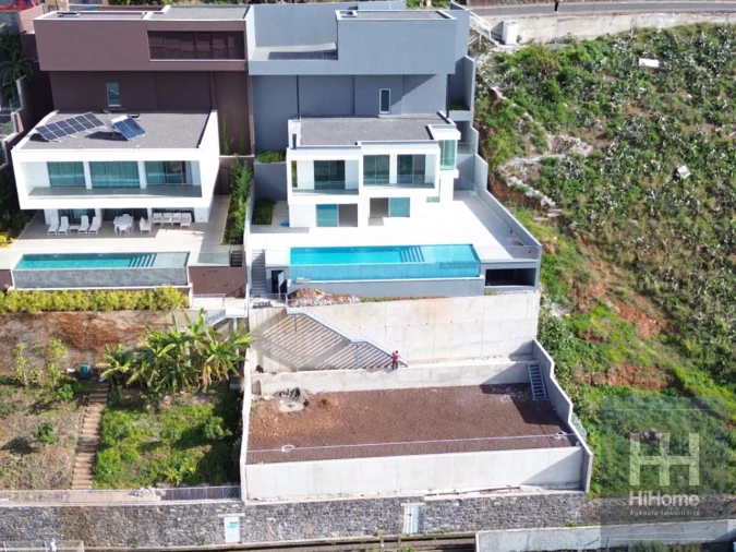 Moradia T4 para Venda em São Martinho Foto 12